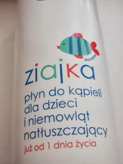 Ziajka- natłuszczający płyn do kąpieli dla dzieci i niemowląt, czyli tańszy zamiennik emolientów.