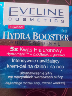 Hydra Booster od Eveline, a intensywne nawilżenie.